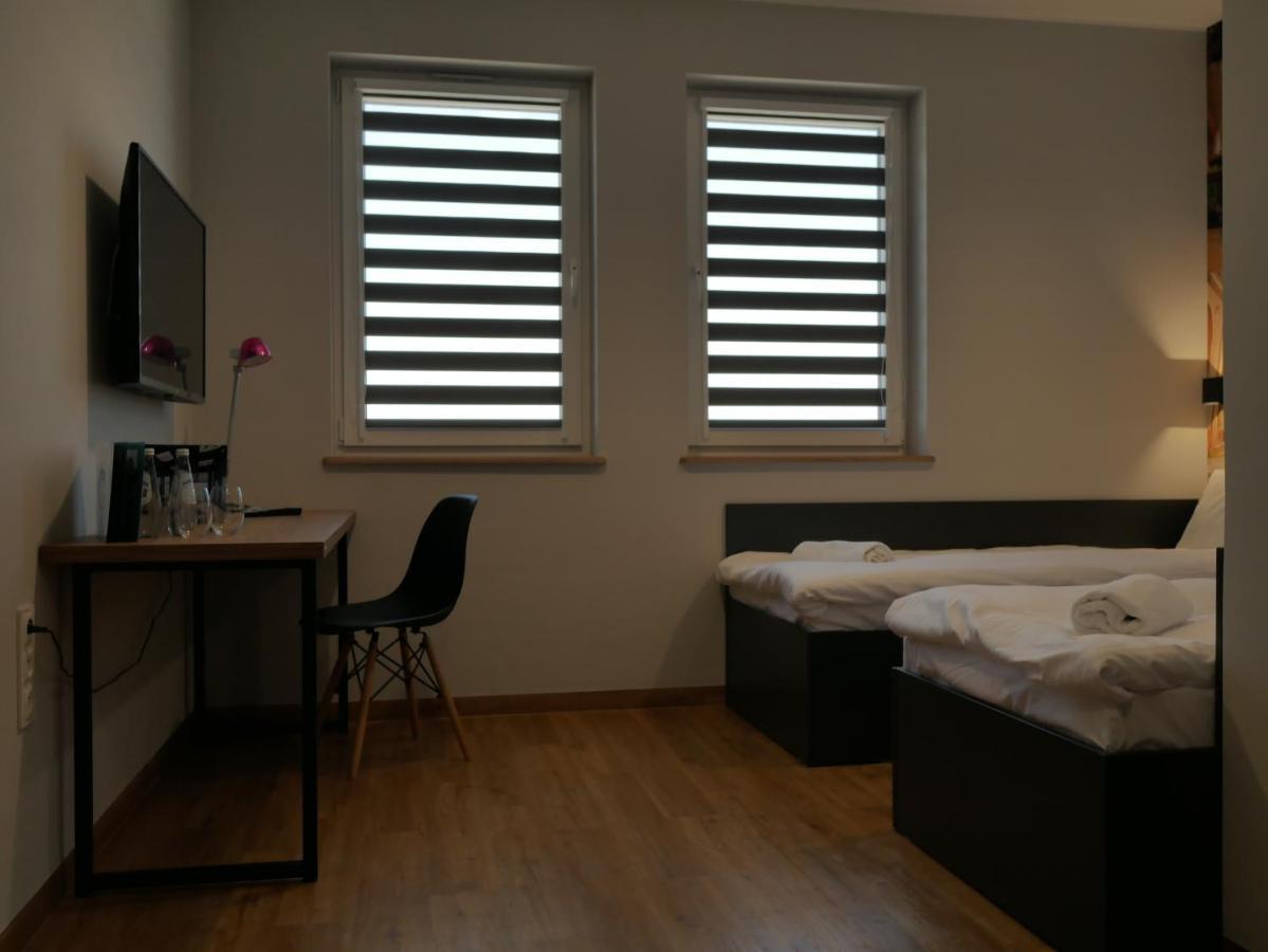 Blue Hotel Kalisz  Ngoại thất bức ảnh