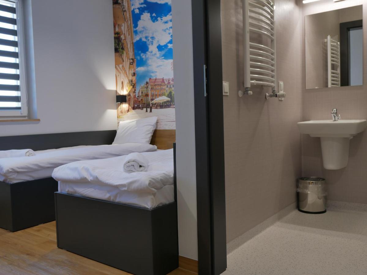 Blue Hotel Kalisz  Ngoại thất bức ảnh